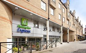 Holiday Inn Express London - Hammersmith